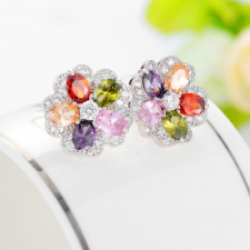 Buy elegant and grand looking fashionable earrings online